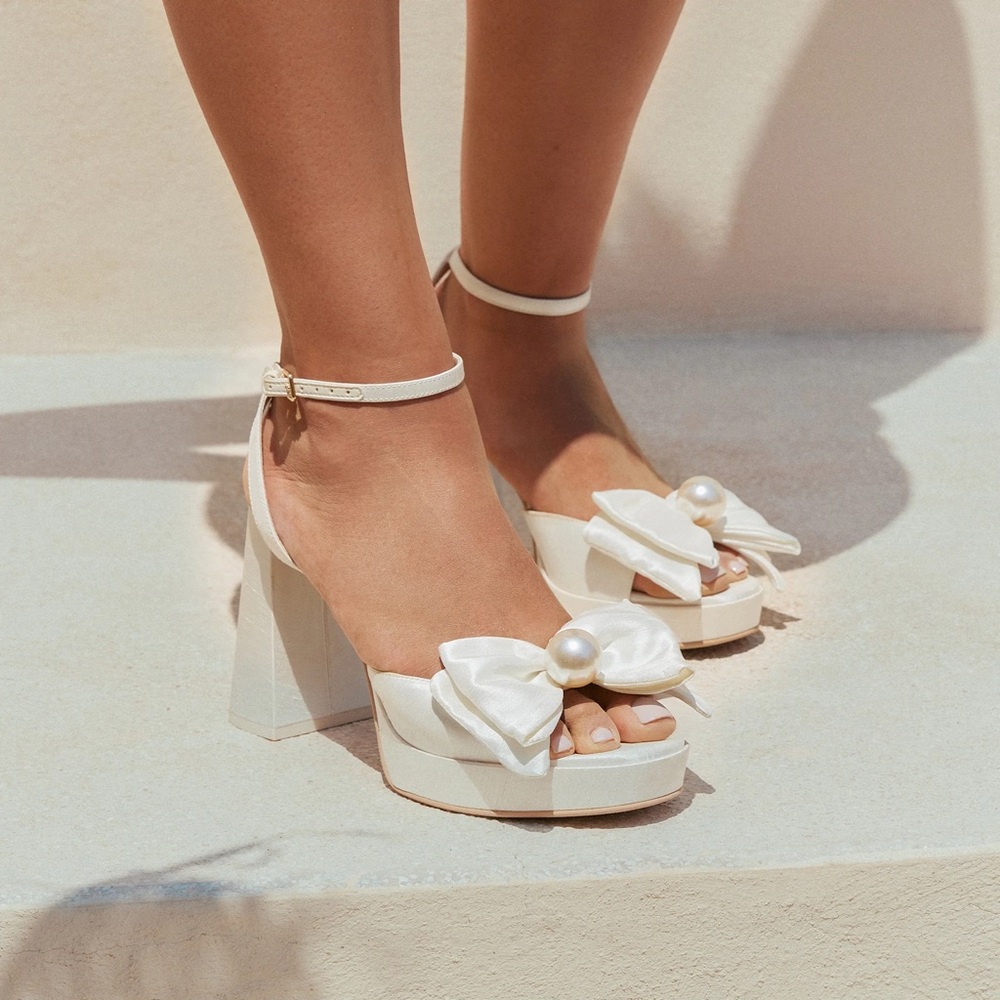 Dolce Vita Patton Heels Ivory Satin